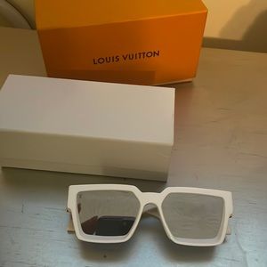 Louis Vuitton very popular glasses NEVER WORN!